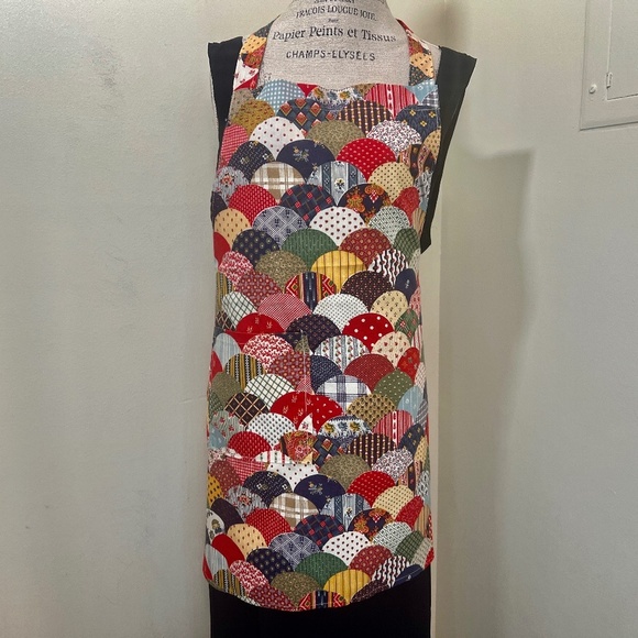 Other - Pachwork looking cotton apron - so cute!